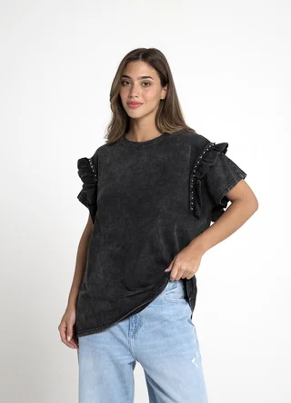 Remera pre lavada con volado  - Vista 3