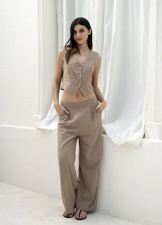 Chaleco rayado 3 botones  - Vista 2