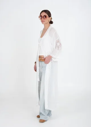 Kimono largo calado con puntillas  - Vista 2