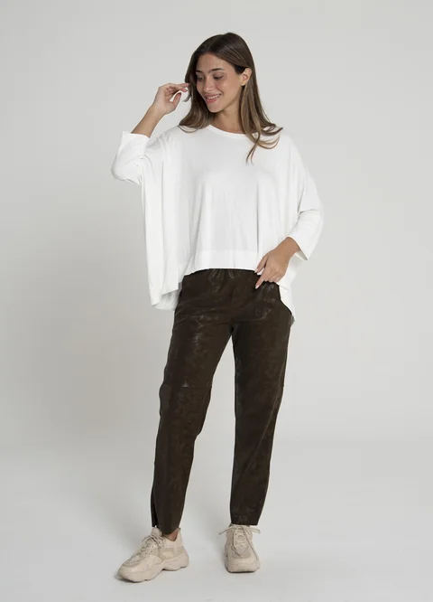 Babucha eco cuero con recortes