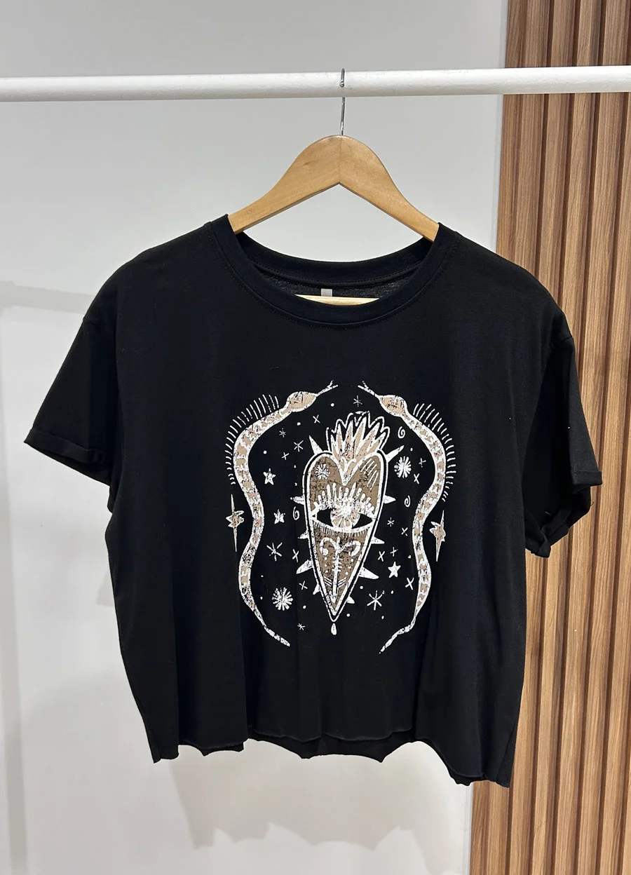 Remera CORAZON SERPIENTE 