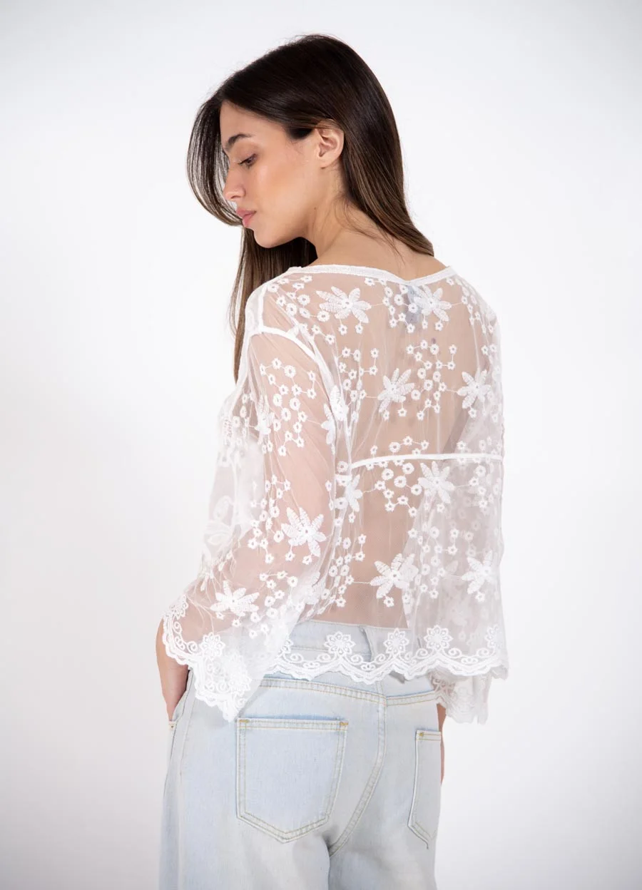 Blusa tul bordada 