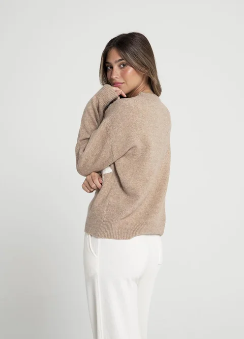 Sweater bordado flores y lentejuelas 
