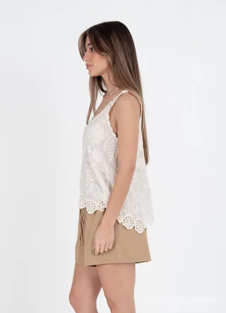 Musculosa bordada crochet en hombro  - Vista 4