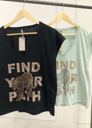 Remera FIND YOUR PATH  - Vista 4