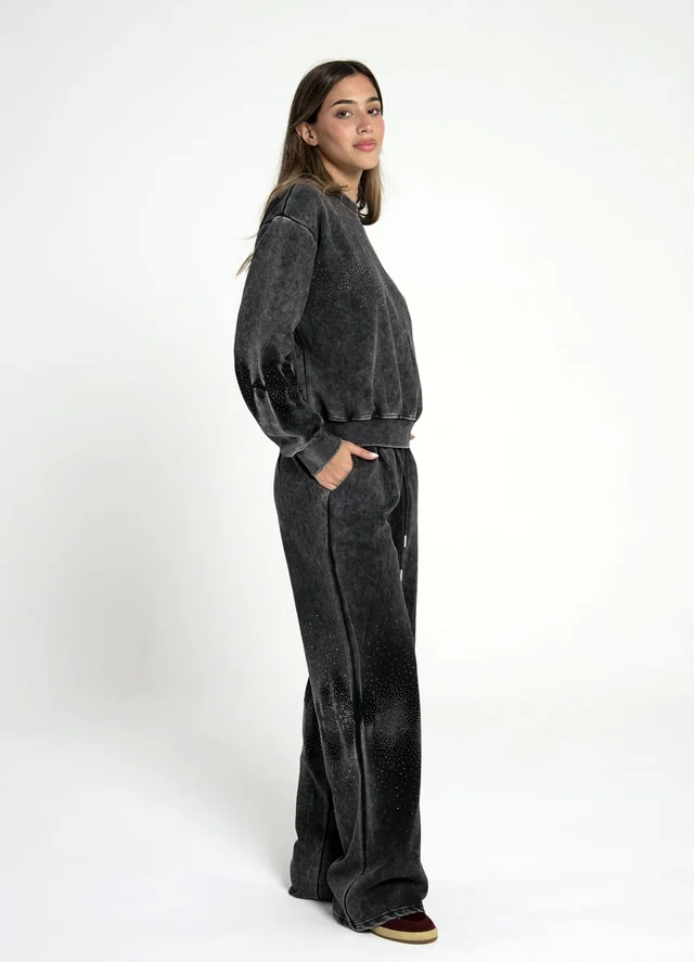 Buzo prelavado con strass