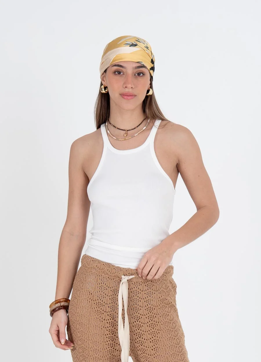Musculosa soft con bordador 