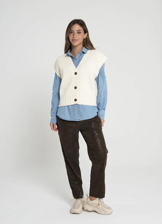 Chaleco clasico con botones 