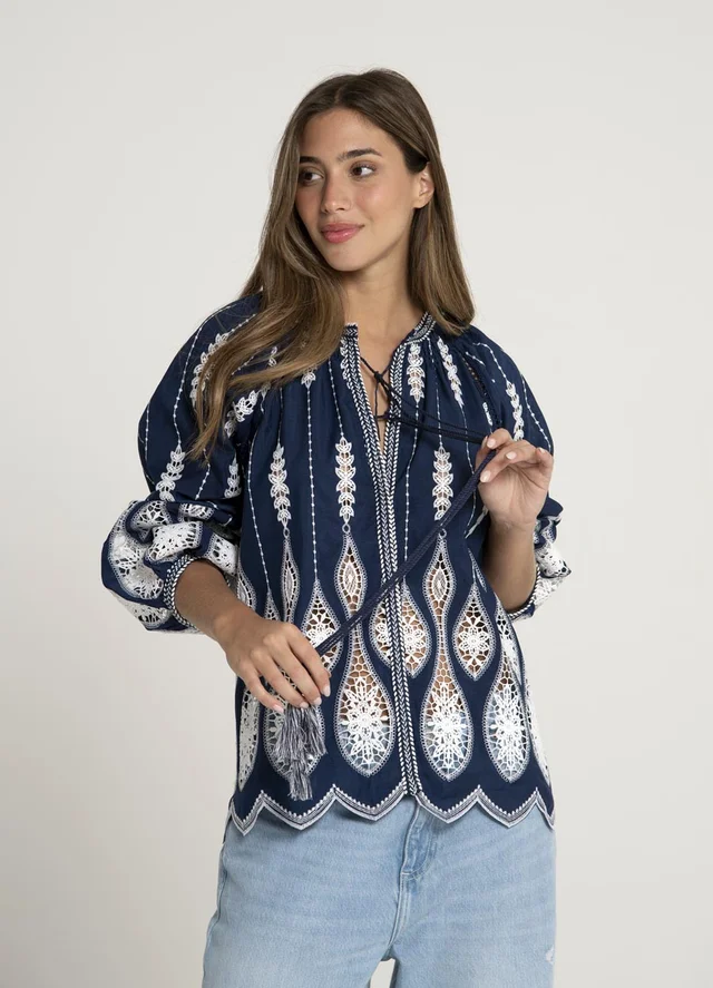 Blusa mangas balloom bordada 