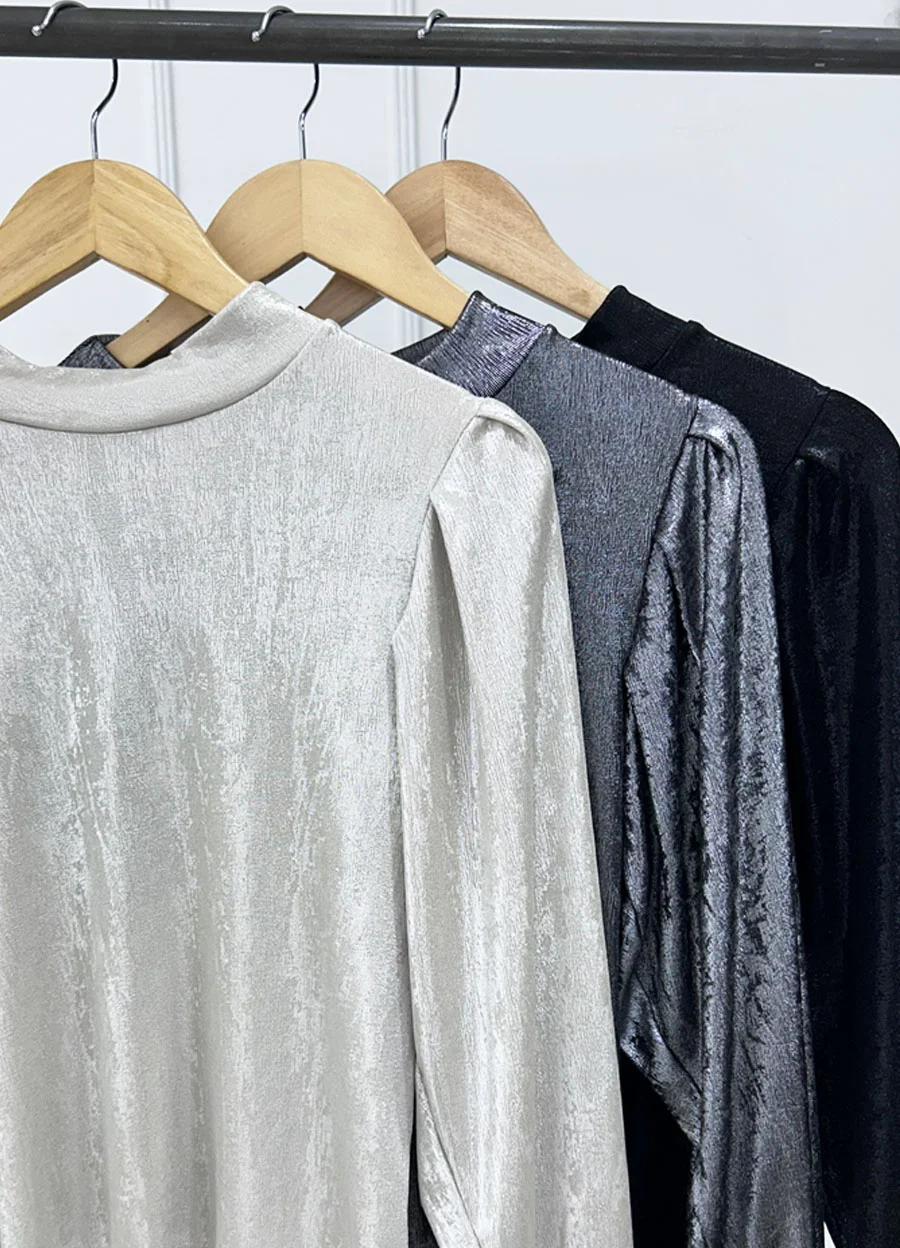 Blusa con abertura en espalda 