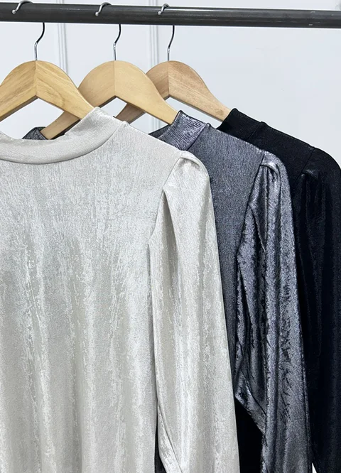 Blusa con abertura en espalda 