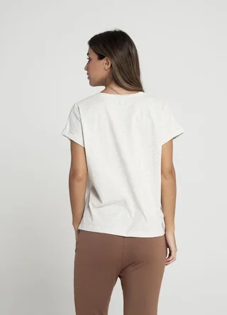 Remera escote V dobladillo en manga  - Vista 4