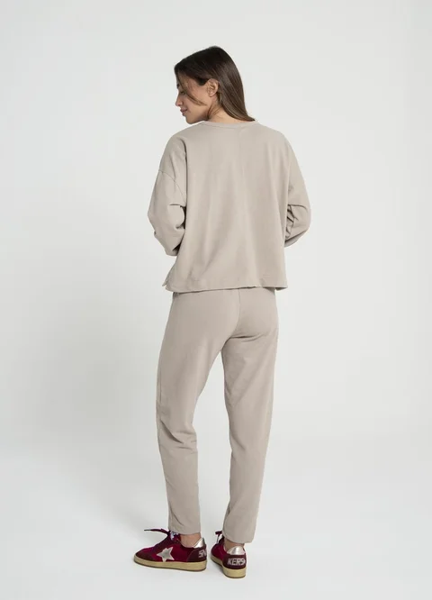 Babucha tejido rustico con costuras 