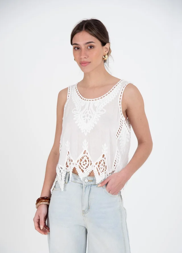 Musculosa irregular bordada al tono