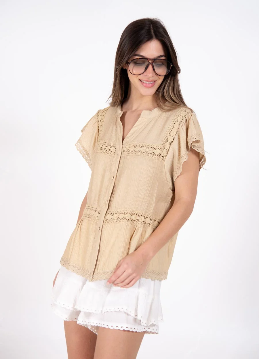Camisa cuello mao con volados 