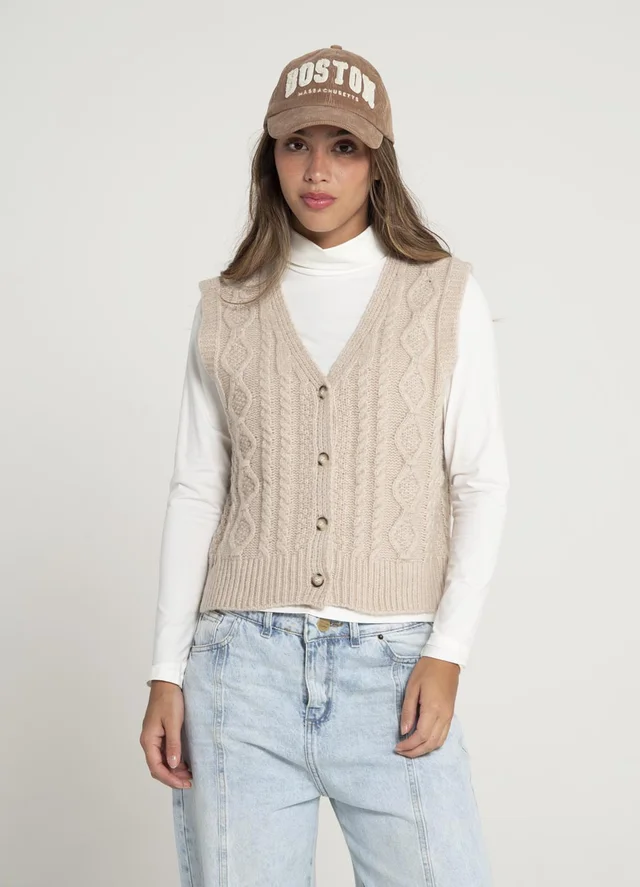 Chaleco trensado con botones 