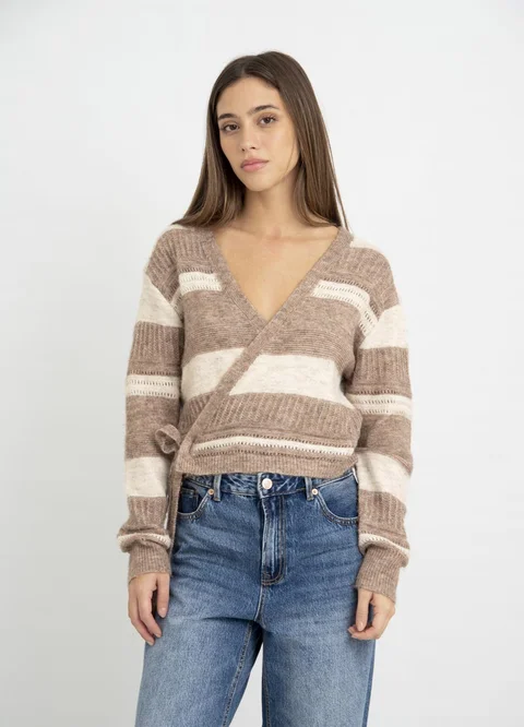 Sweater cruzado rayado 