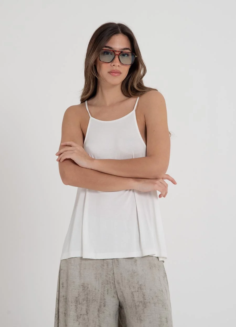 Musculosa creppe con gota en espalda 