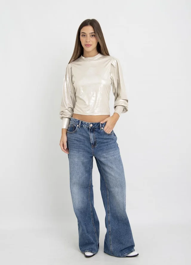 Bluza metalizada media polera con abertura 