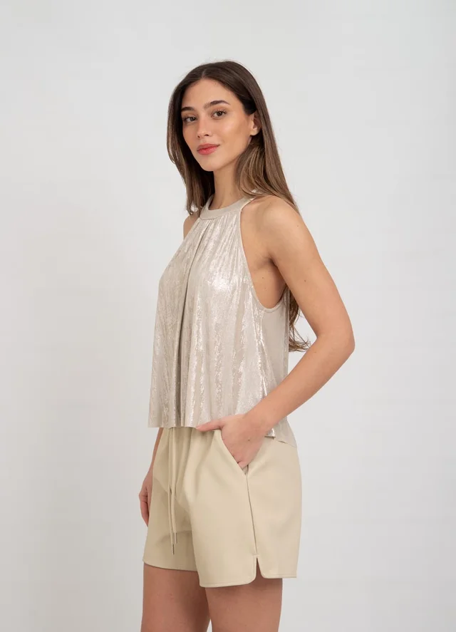 Blusa metalizada para atar abertura en espalda