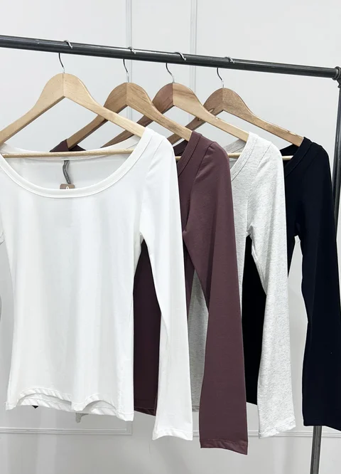 Remera m/larga jersey spandex escote U