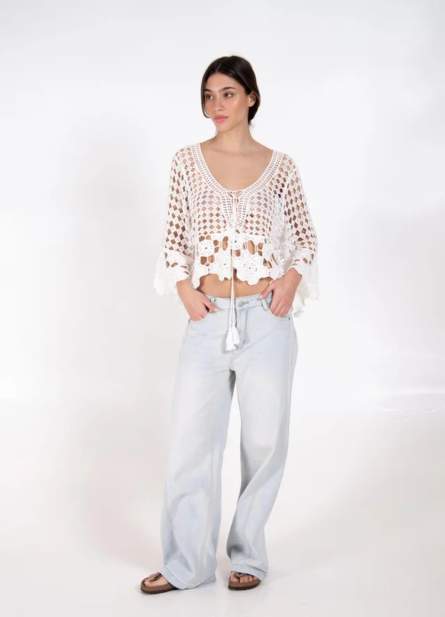 Blusa tejida con cordon 