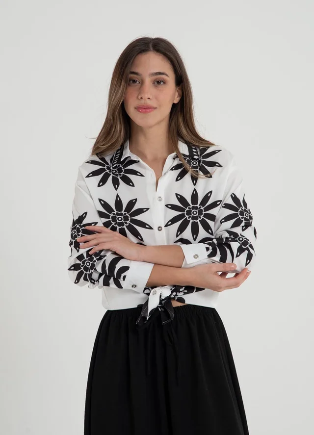 Camisa estampada hojas 