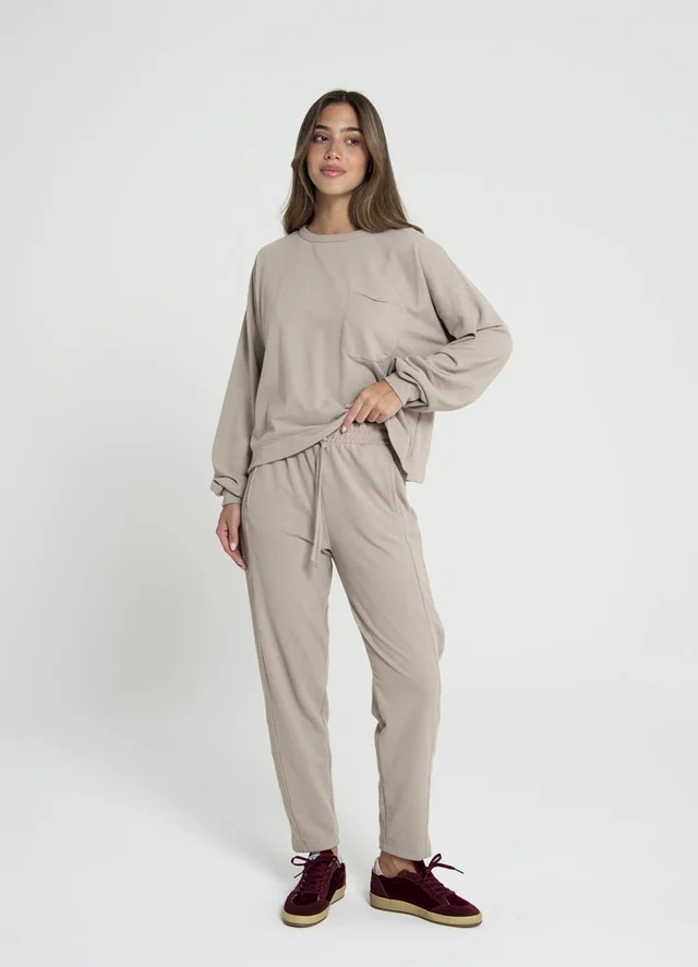 Babucha tejido rustico con costuras 