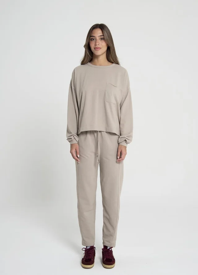 Buzo tejido rustico con bolsillo 