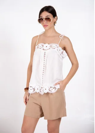 Musculosa broderie con tablas bretel ajustable  - Vista 1