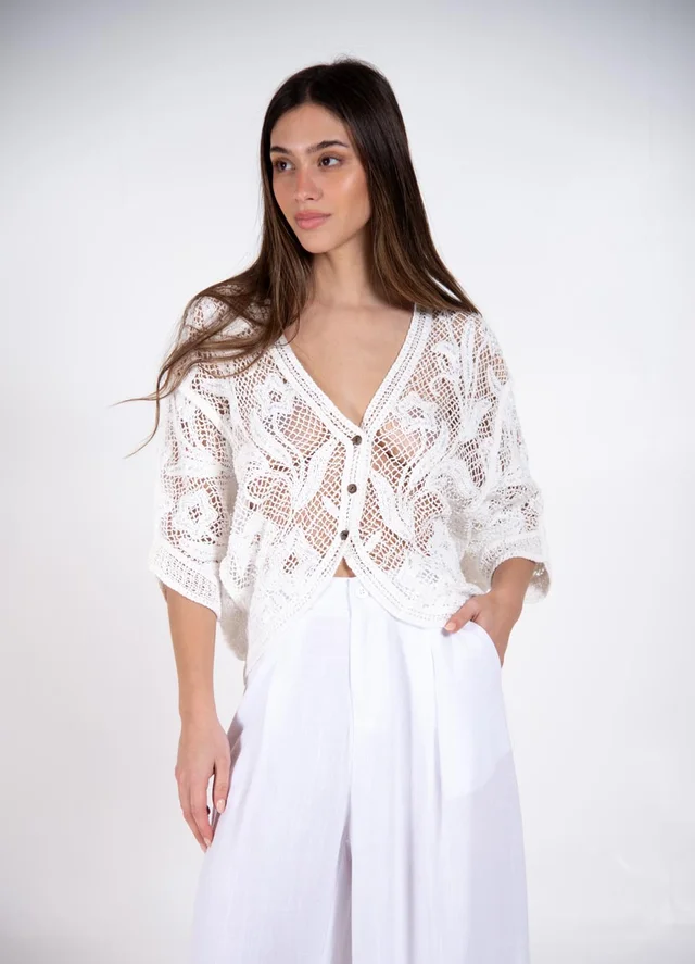 Kimono con botones tejido flores c/lentejuelas 