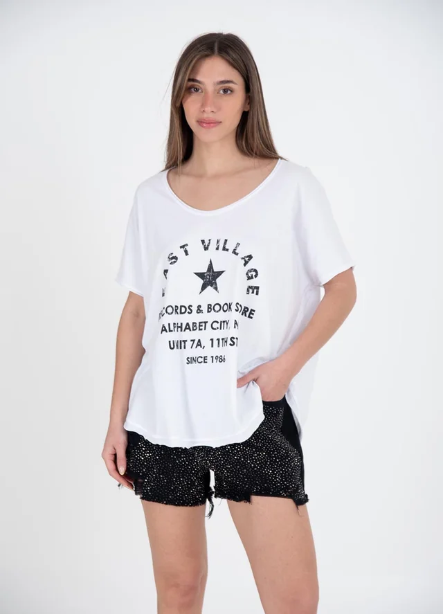 Remera EAST VILLAGE