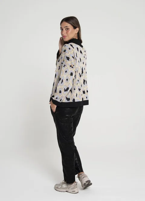 Sweater print con puños 