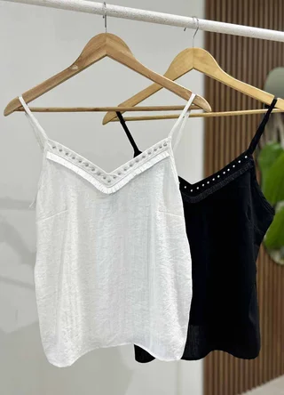 Musculosa lino con tachas y flequitos  - Vista 5