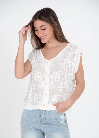 Blusa bordada flores con puntilla en hombro  - Vista 2