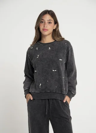 Buzo prelavado con apliques  - Vista 1