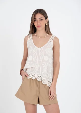 Musculosa bordada crochet en hombro  - Vista 2