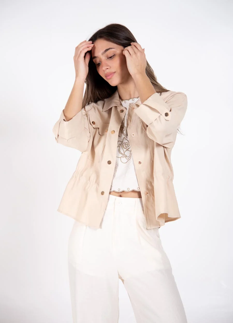 Chaqueta ajustable