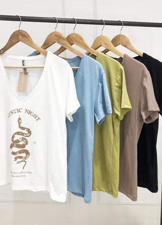 Remera MYSTIC NIGHT - Vista 3