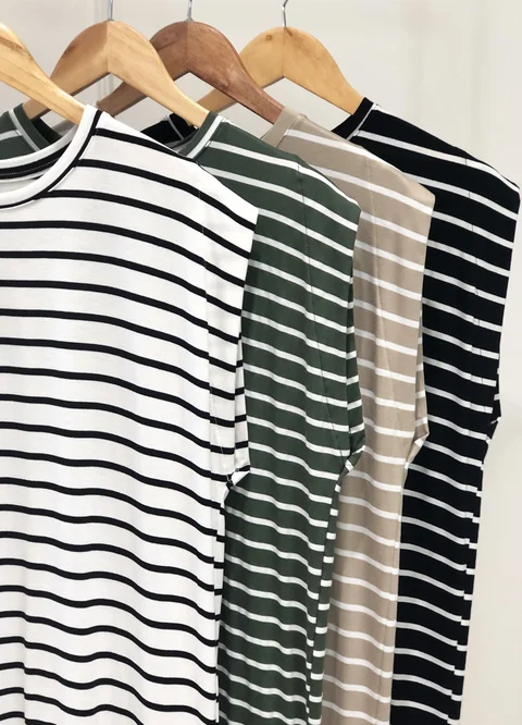 Vestido corto sin mangas viscosa rayado