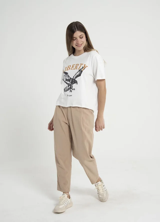 Remera LIBERTY al corte