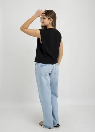 Remera JOURNEY sin mangas - Vista 2