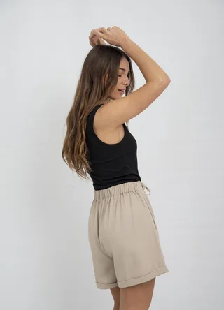 Short lino dobladillo con tira al tono - Vista 3