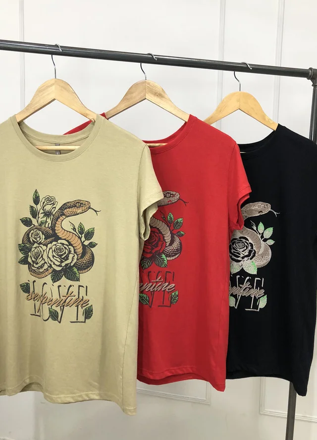 Remera LOVE SERPIENTE