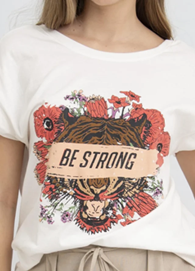 Remera BE STRONG