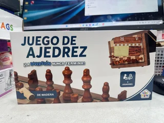 JUEGO DE AJEDREZ - Vista 2