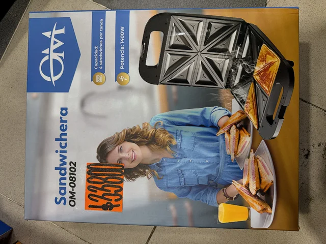 SANDWICHERA 