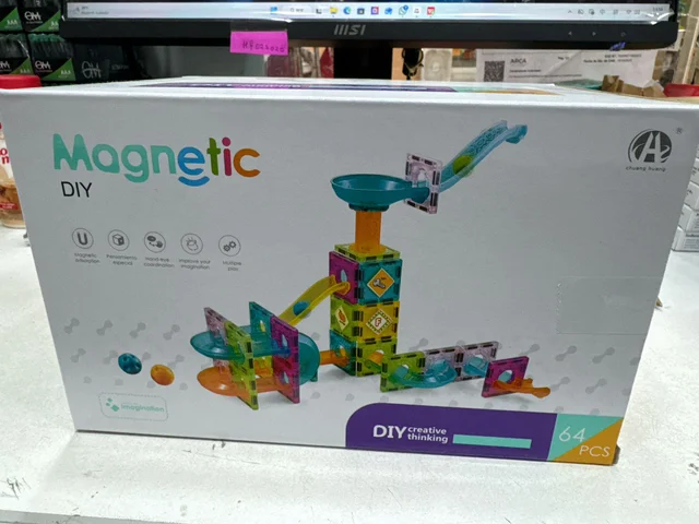 MAGNETIC DIY 64 PIECES