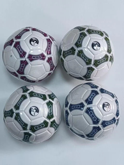 PELOTA BUENA CON BRILLO
