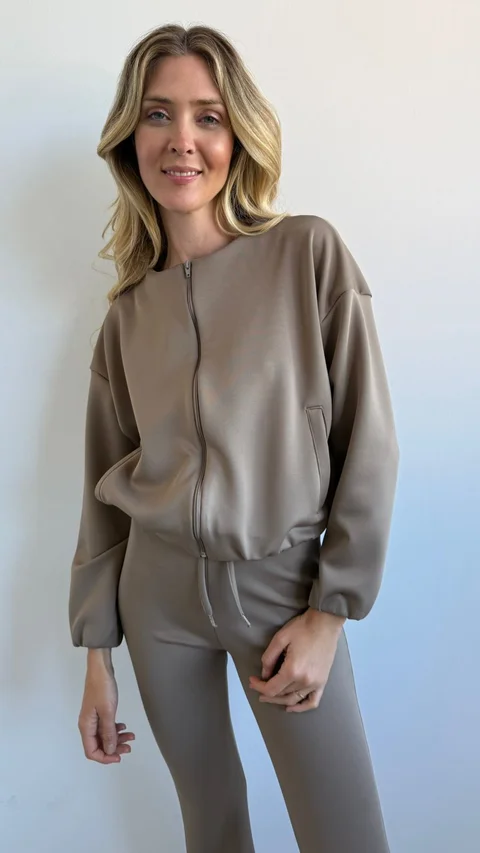 3-1650 - Chaqueta Jazmin